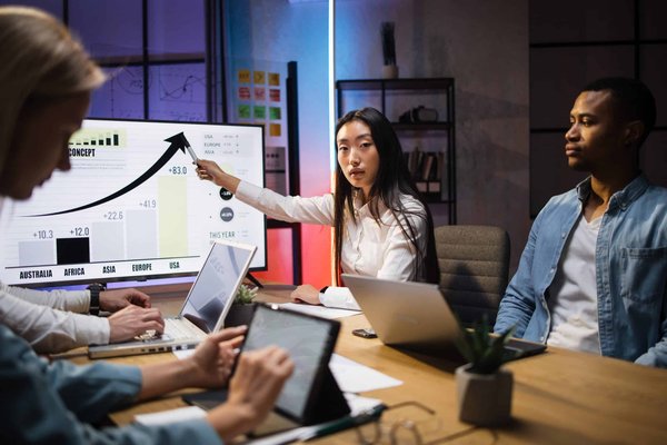 How to Integrate Tactical Play Analysis in Youth Soccer Coaching?